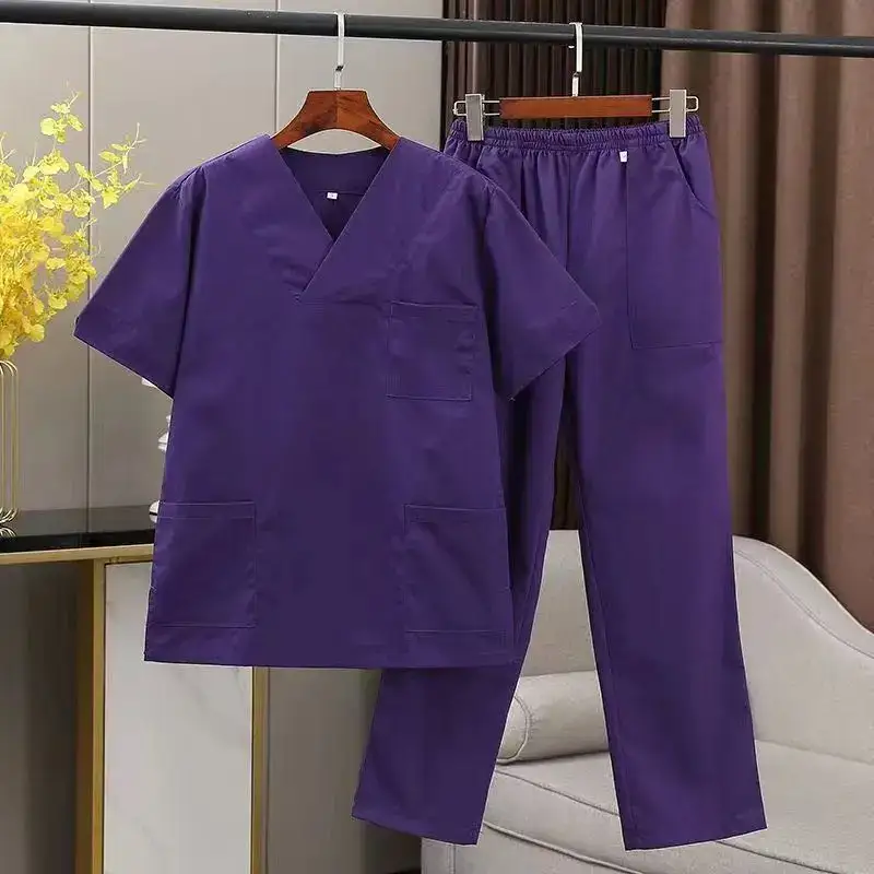 Hot-selling new design medical staff uniforms Hospital employee tops with customizable printing 1
